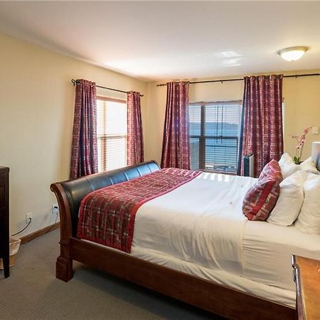 Camano Island Inn Exterior photo