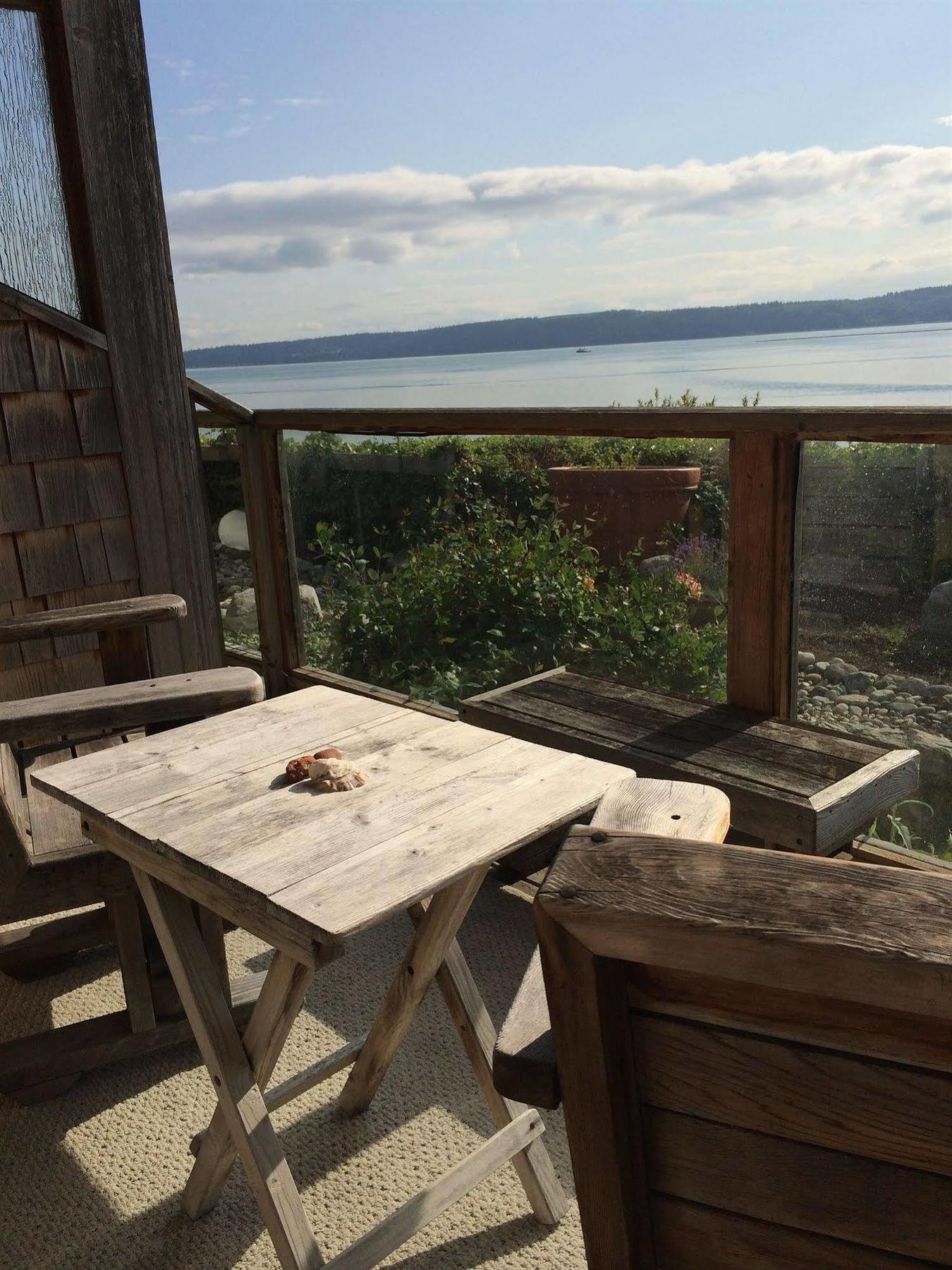 Camano Island Inn Exterior photo