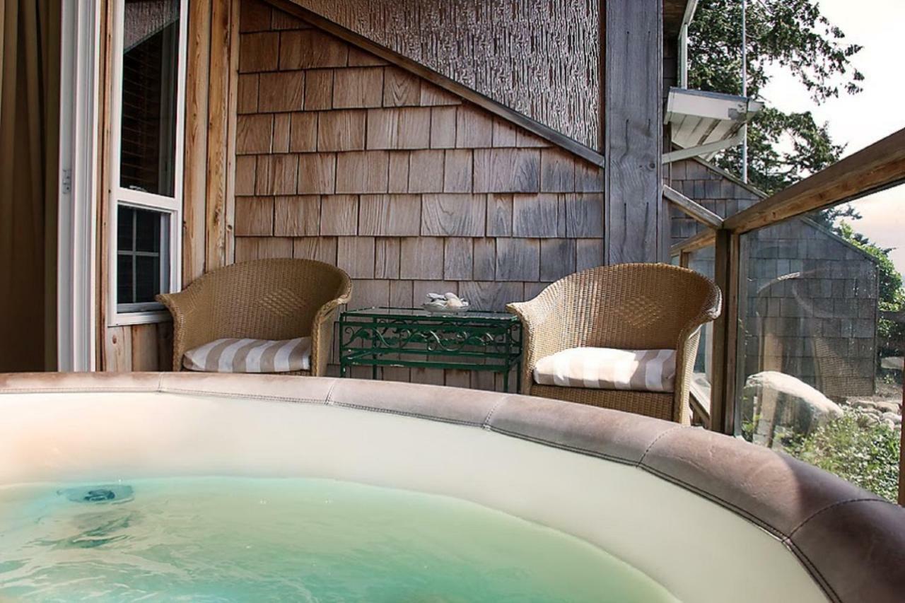 Camano Island Inn Exterior photo